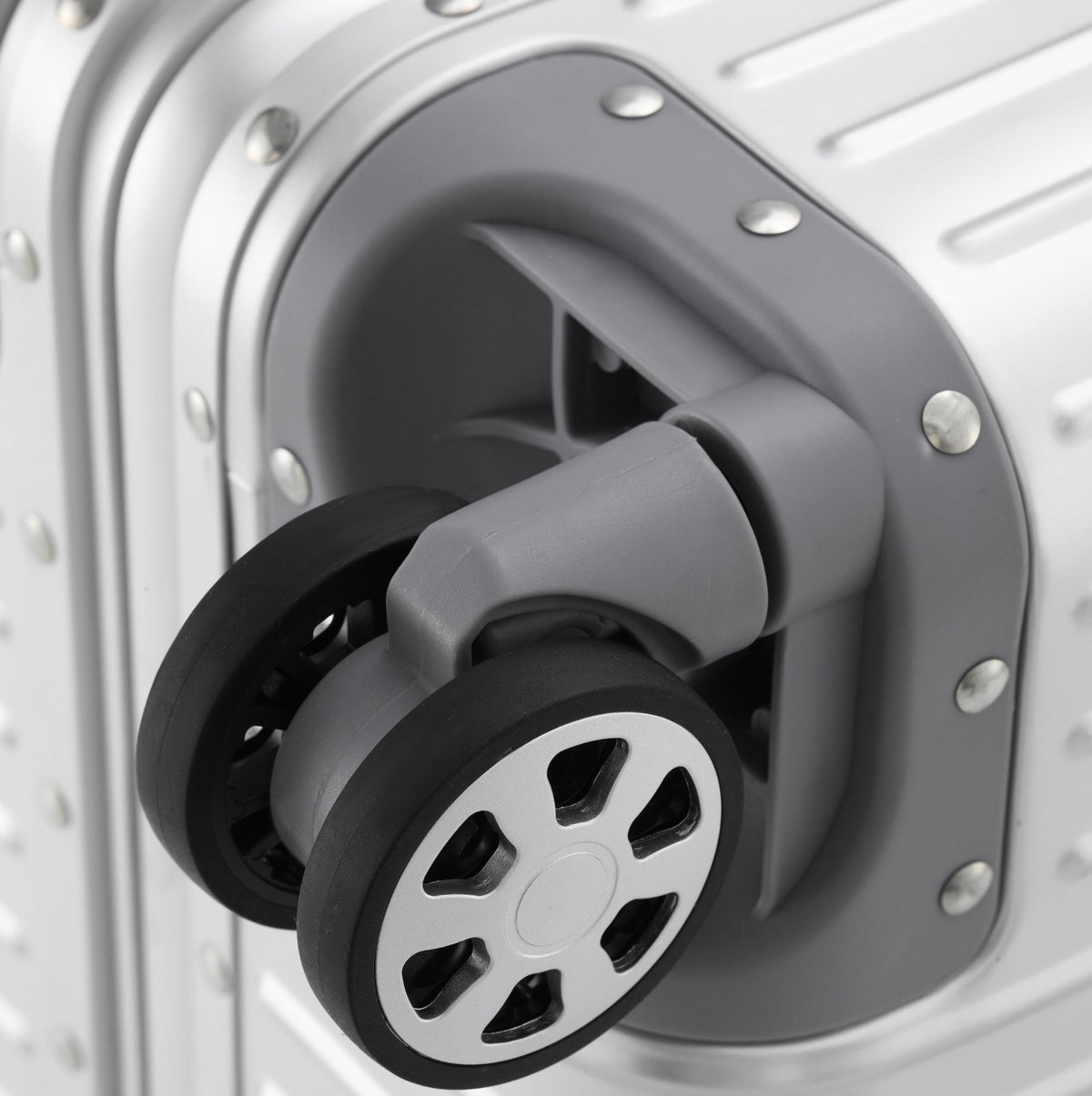 RIIGID V2 THICKER ALUMINIUM & REMOVEABLE WHEELS