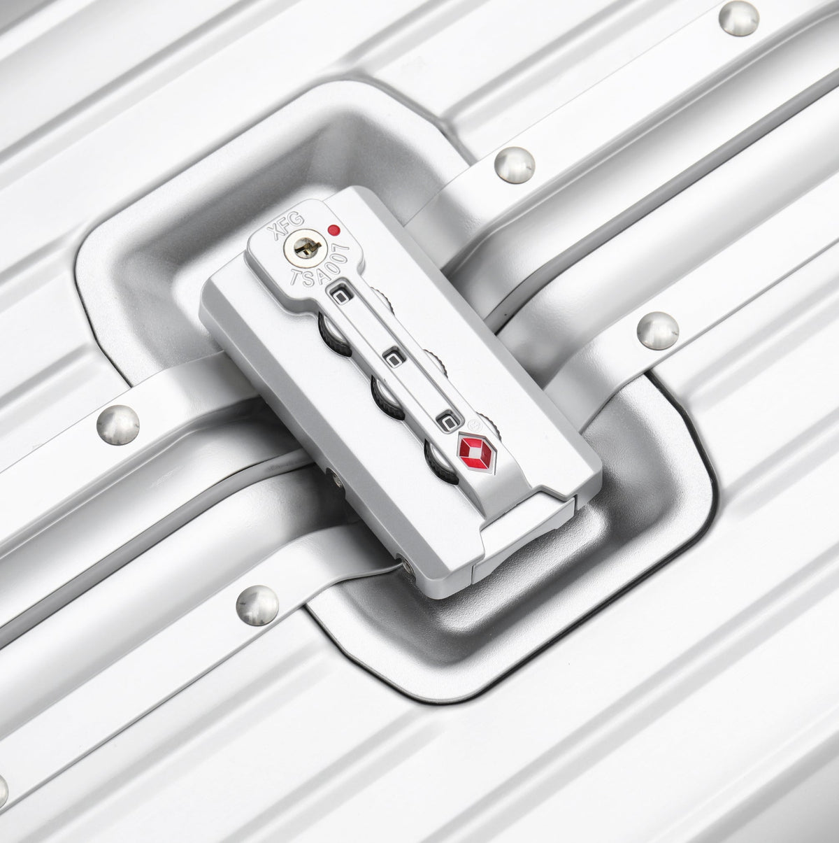 RIIGID V2 THICKER ALUMINIUM & REMOVEABLE WHEELS