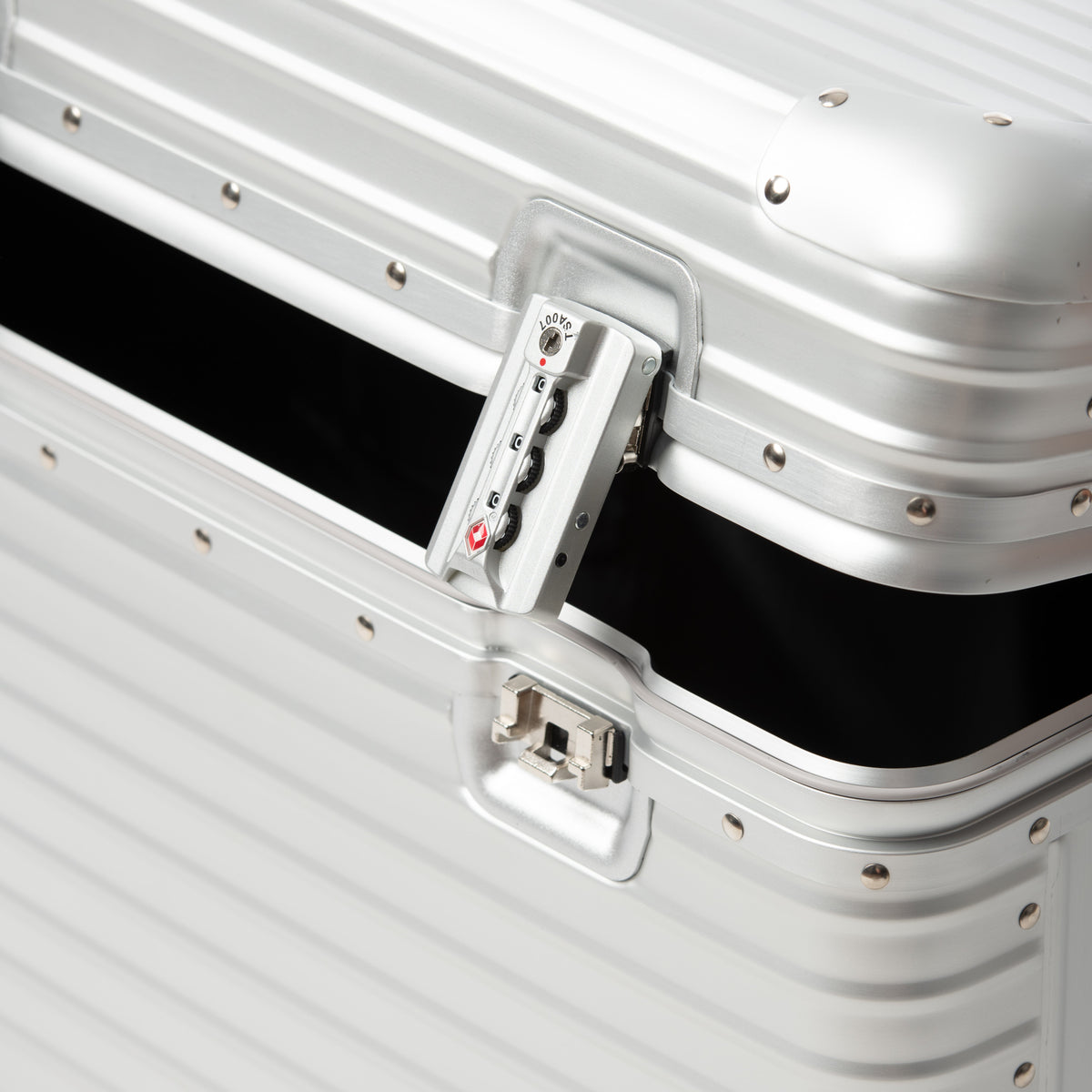 PILOT ALUMINUM CASE